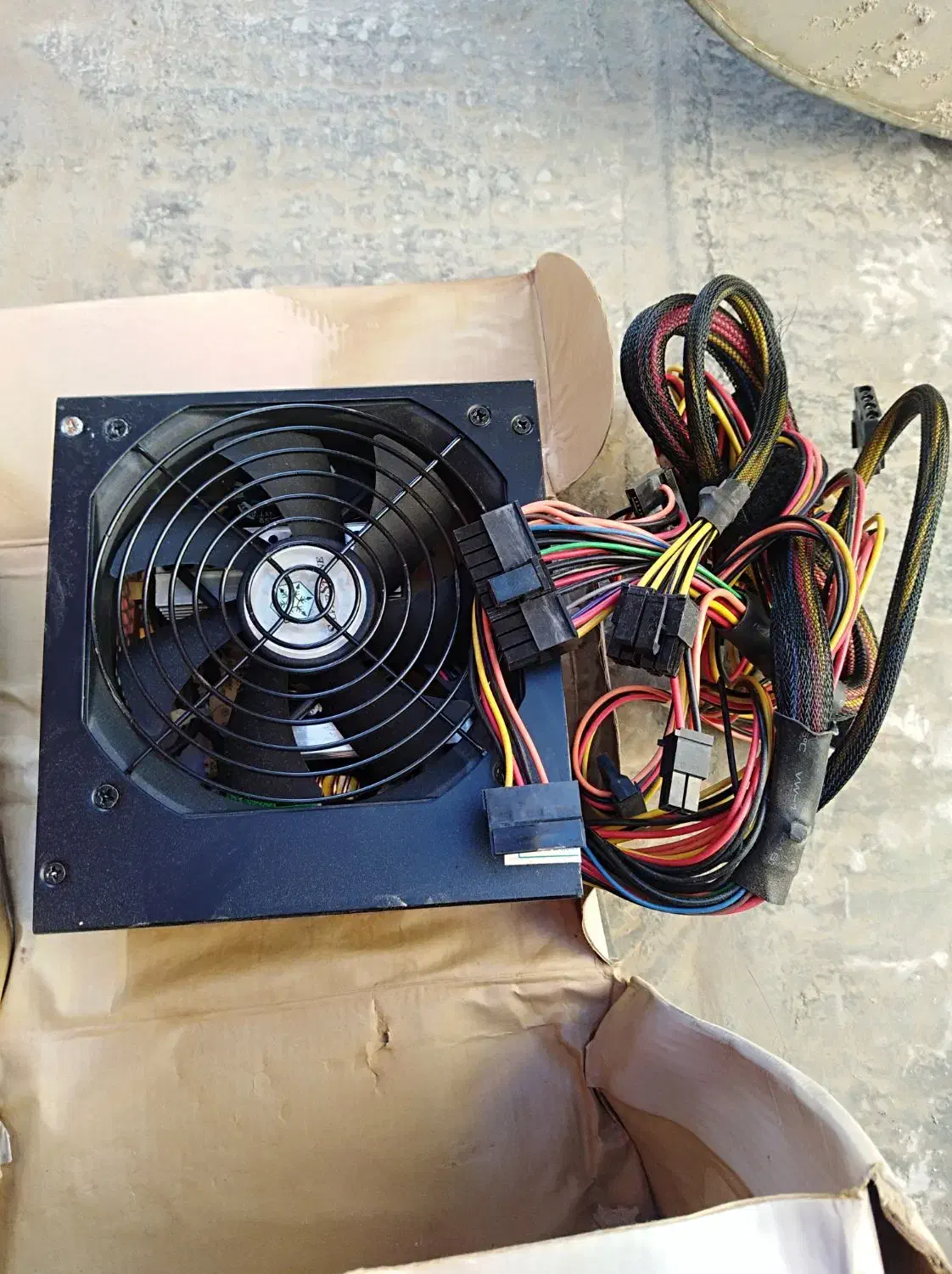 قطعه کیس کامپیوتر|قطعات و لوازم جانبی رایانه|مشهد, عبادی|دیوار