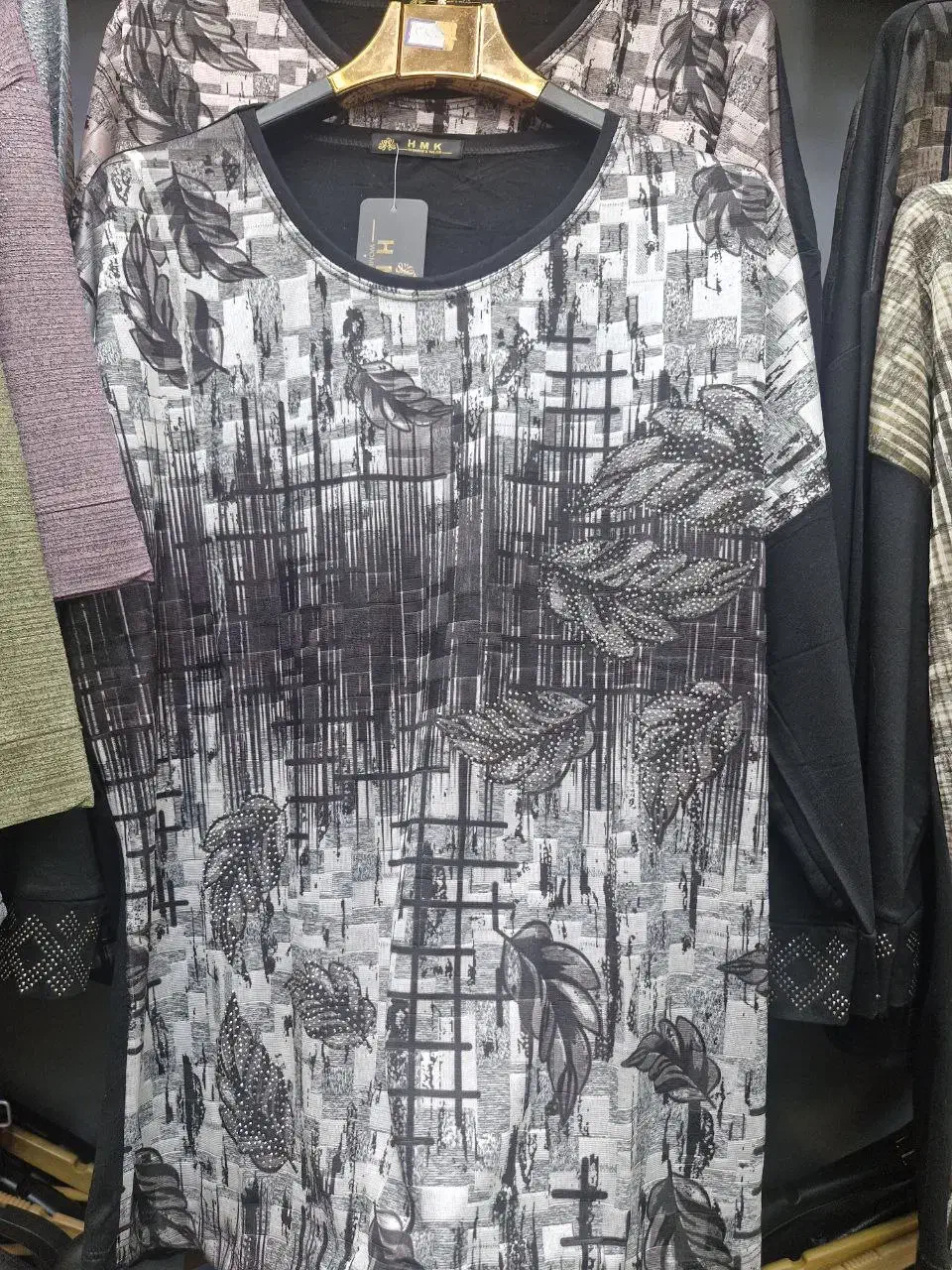 انواع لباس زنانه شال وروسری زیرقیمت بازار|لباس|بروجرد, |دیوار