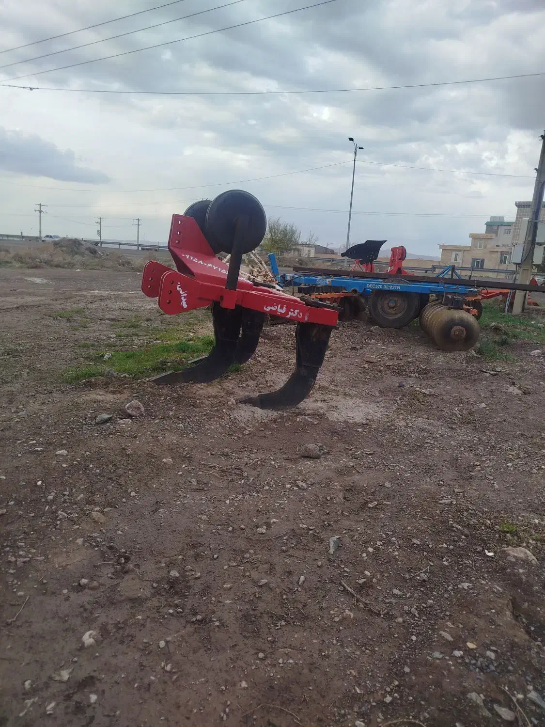 تراکتور زیرشکن خشک|ماشینآلات صنعتی|قلندر آباد, |دیوار