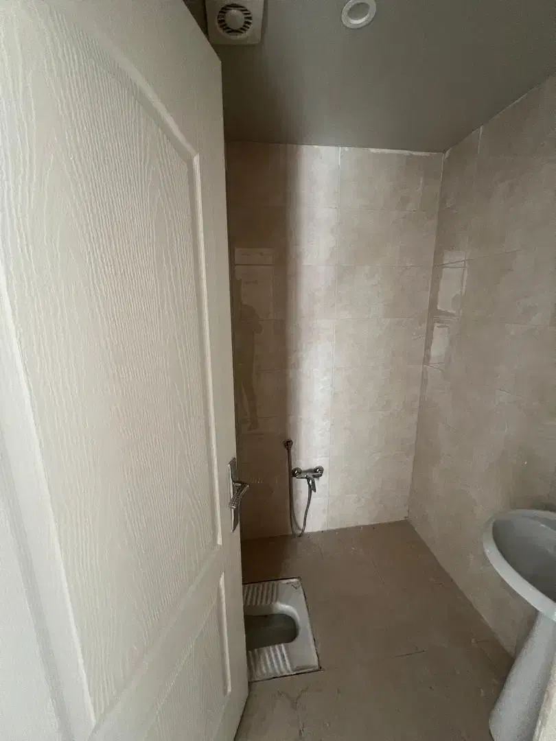 ۱۲۰ متر دو خواب سالن پرده خور ۲ بالکن