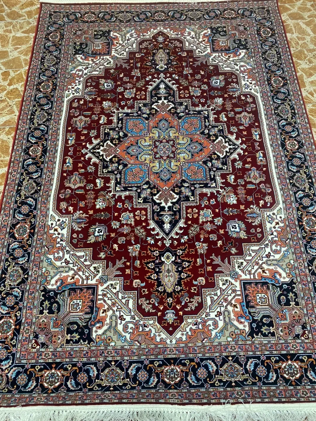 فرش180*200 150*350هریس لاکی تمام نخ(فرش کریم زاده)|فرش|تبریز, |دیوار