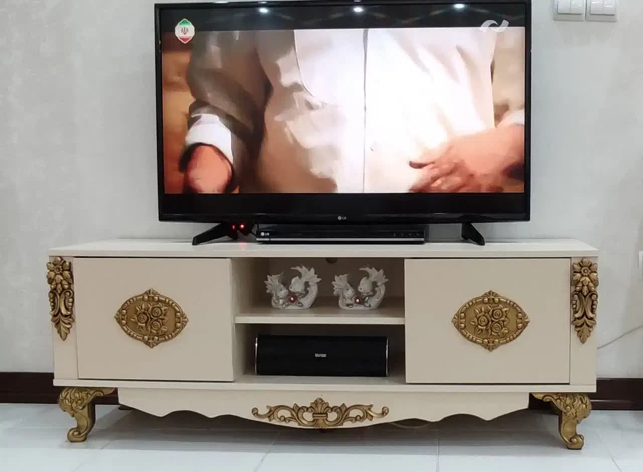 میز تلویزیون و بوفه|میز تلویزیون|فردیس, نگارستان|دیوار