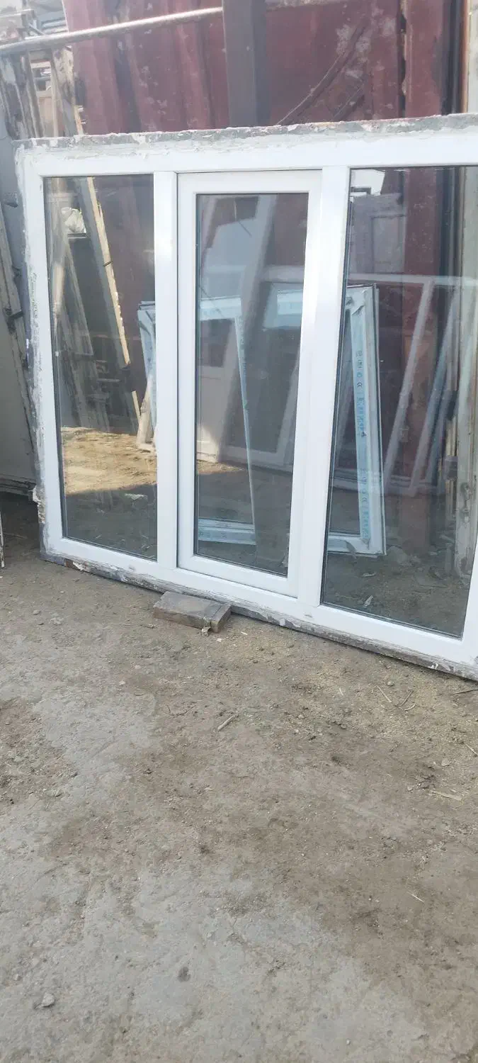 درب چوبی پنجره یو پی ویس دسته دوم|مصالح و تجهیزات ساختمان|کرج, بازار آهن|دیوار