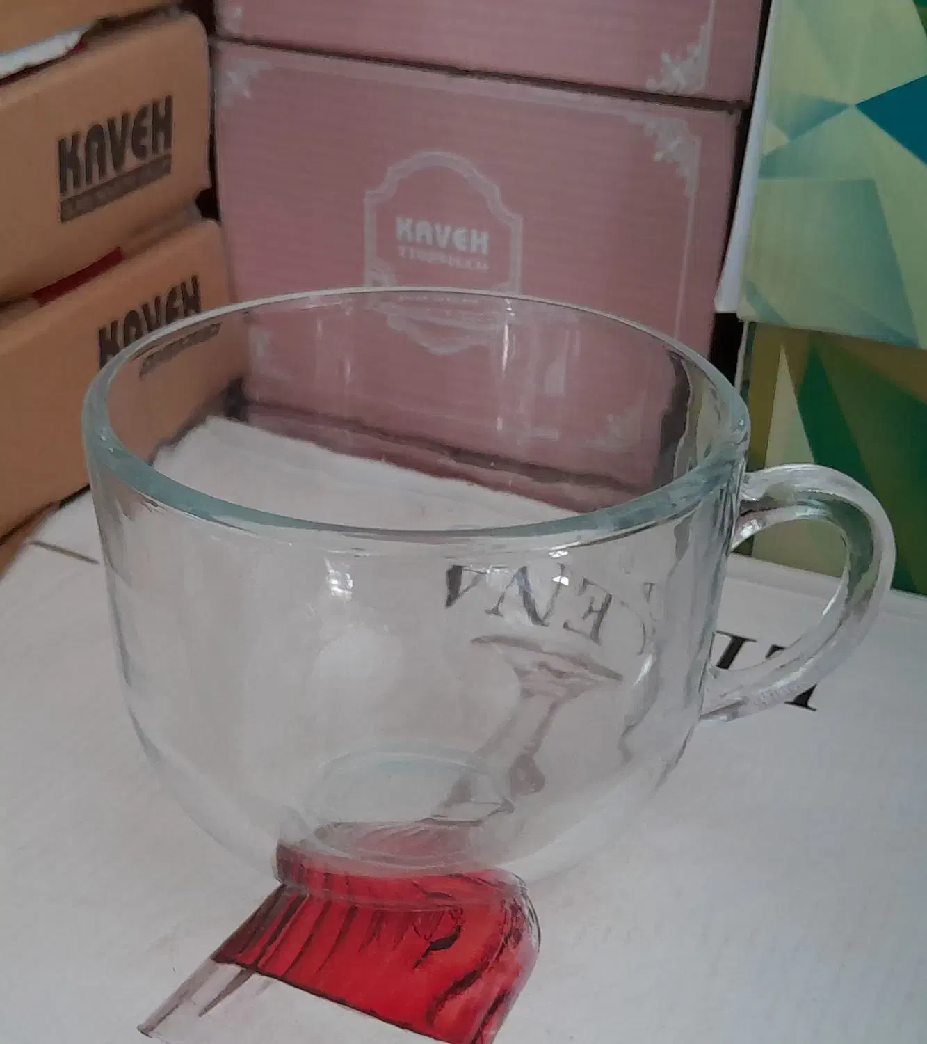 بلور ایرانی شرکت کاوه به قیمت درب کارخانه محدود|ظروف سرو و پذیرایی|میبد, |دیوار