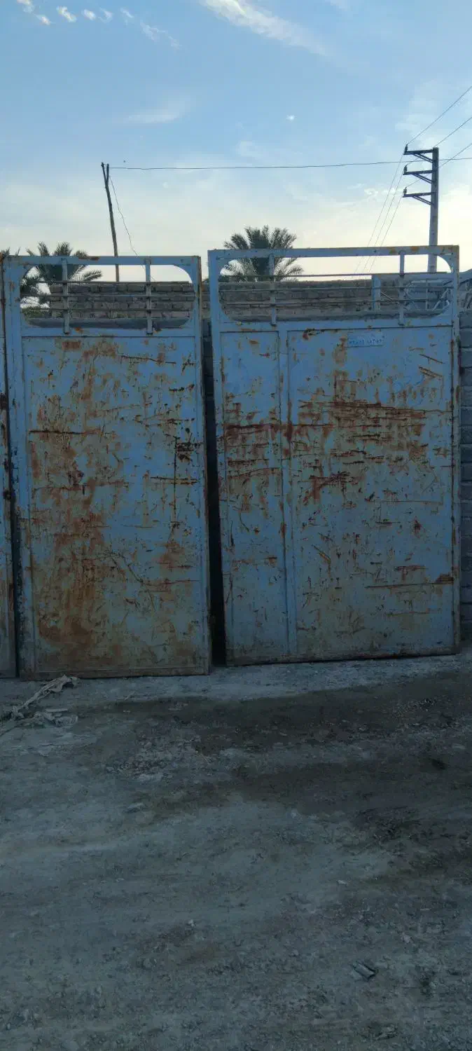 درب حیاط|مصالح و تجهیزات ساختمان|فسارود, |دیوار