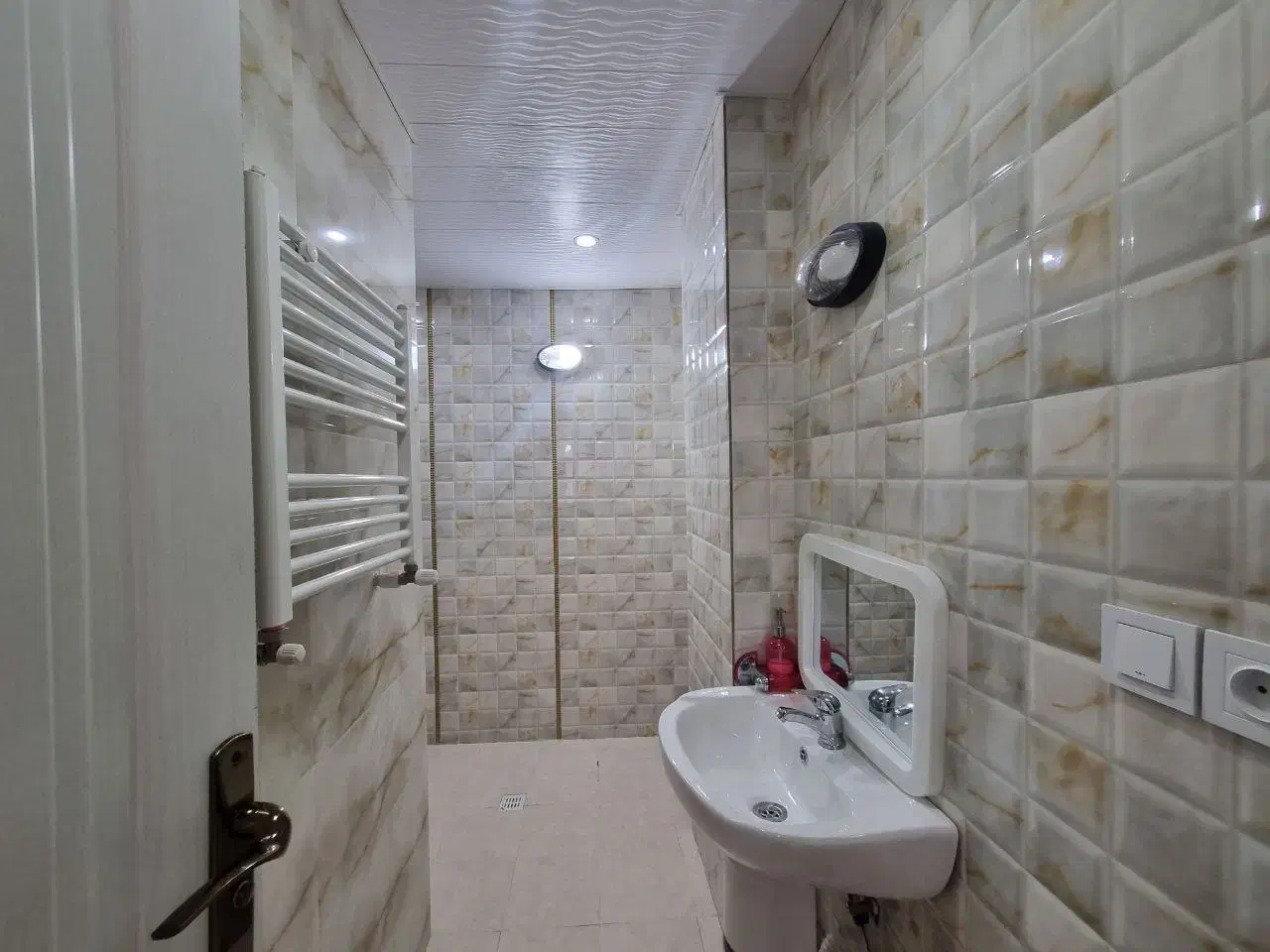 سوییت یک‌خواب مبله با پارکینگ مشترک|اجارهٔ کوتاه‌مدت آپارتمان و سوئیت|سلمان‌شهر, |دیوار