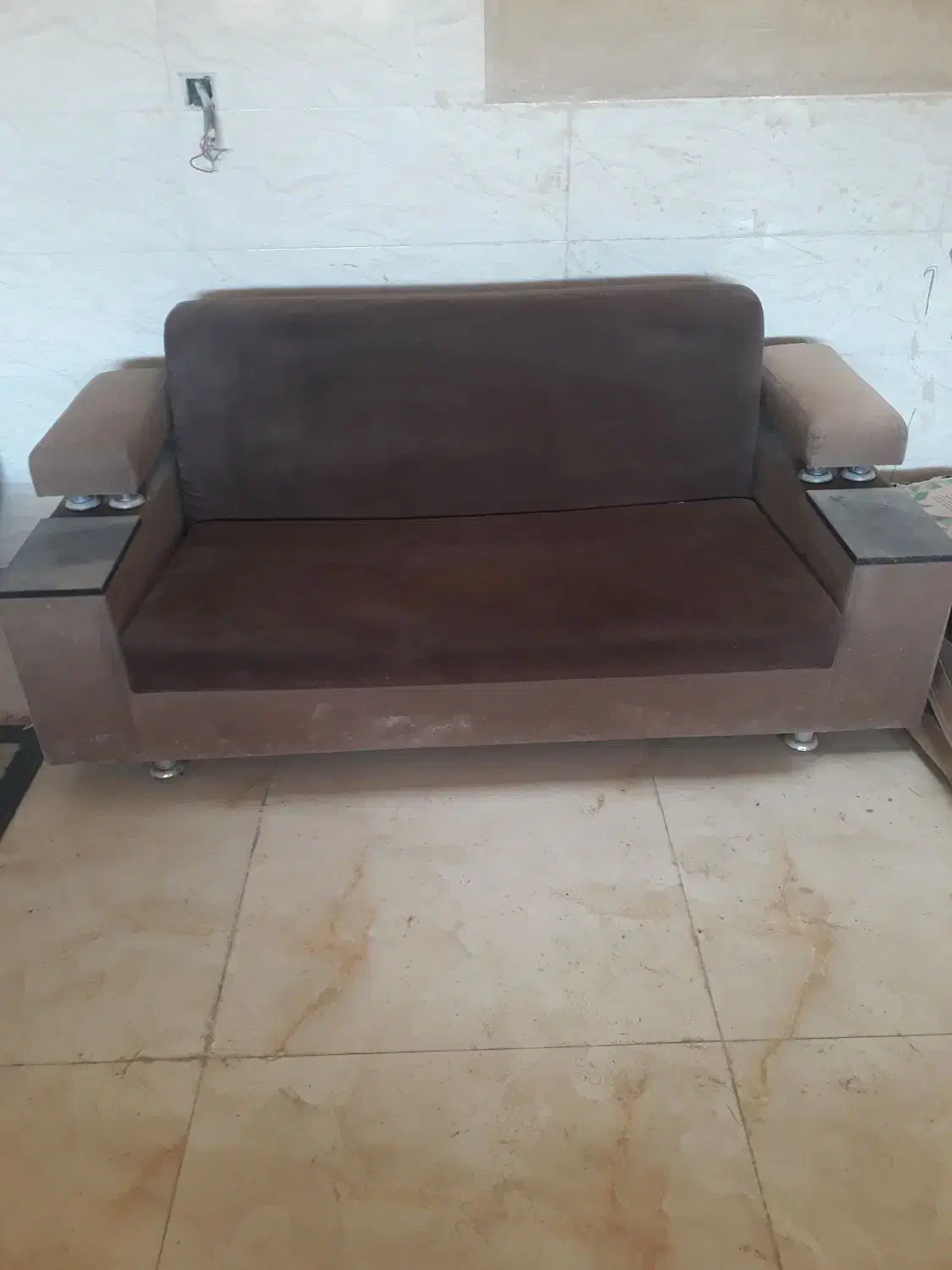 یه عدد مبل  کاناپه.درحدنو|مبلمان خانگی و میز عسلی|گلپایگان, |دیوار