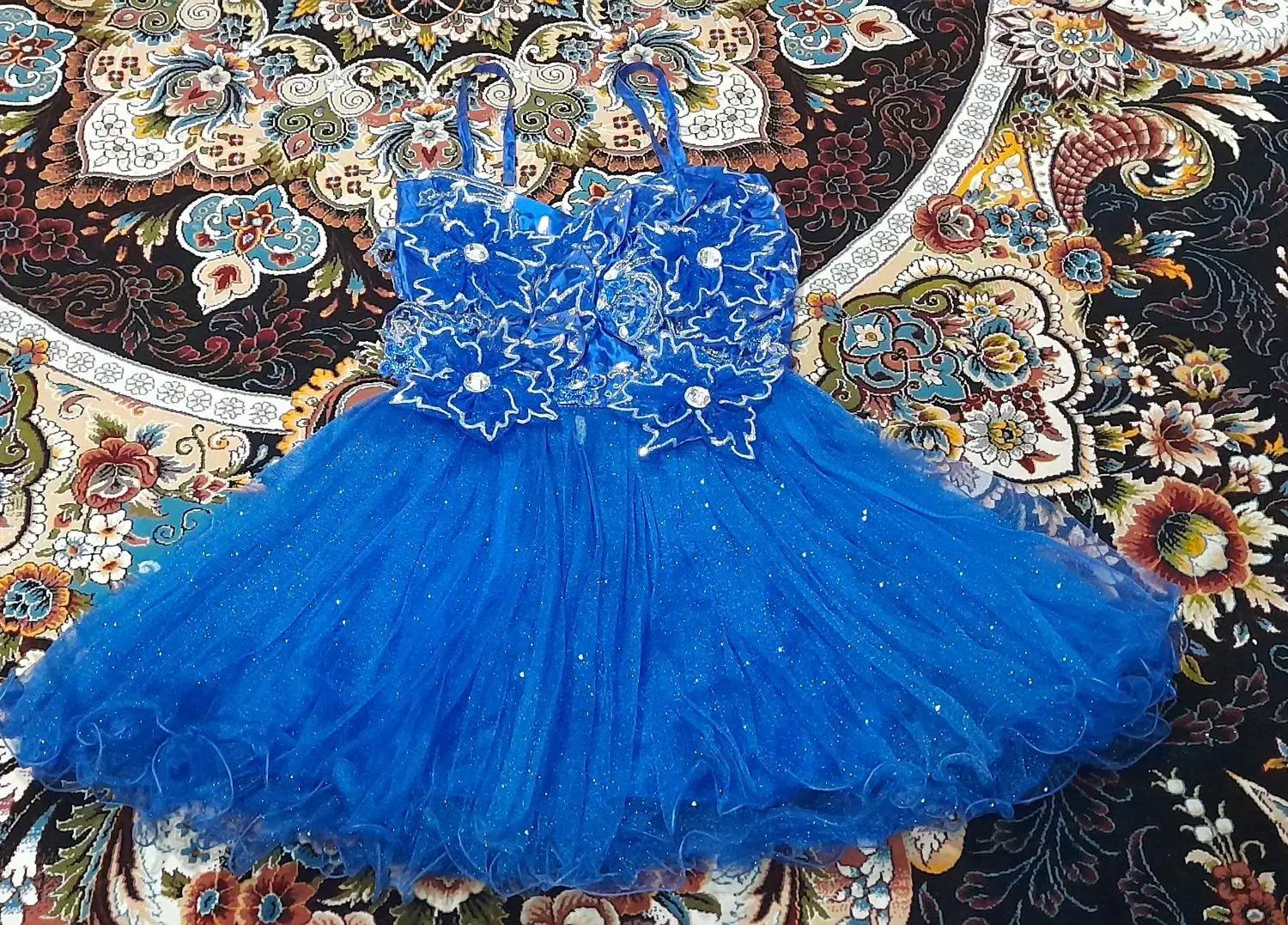 لباس مجلسی دخترونه|کفش و لباس بچه|بروجرد, |دیوار