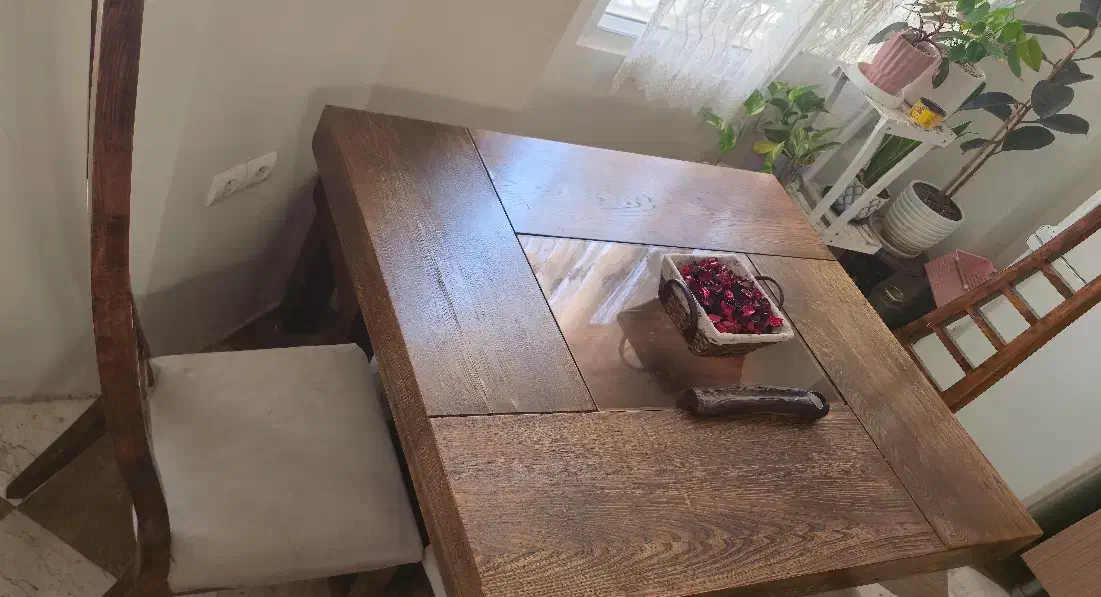 میز ناهارخوری خوری چهار نفره به همراه یک نیمکت|میز و صندلی غذاخوری|تهران, ایرانشهر|دیوار