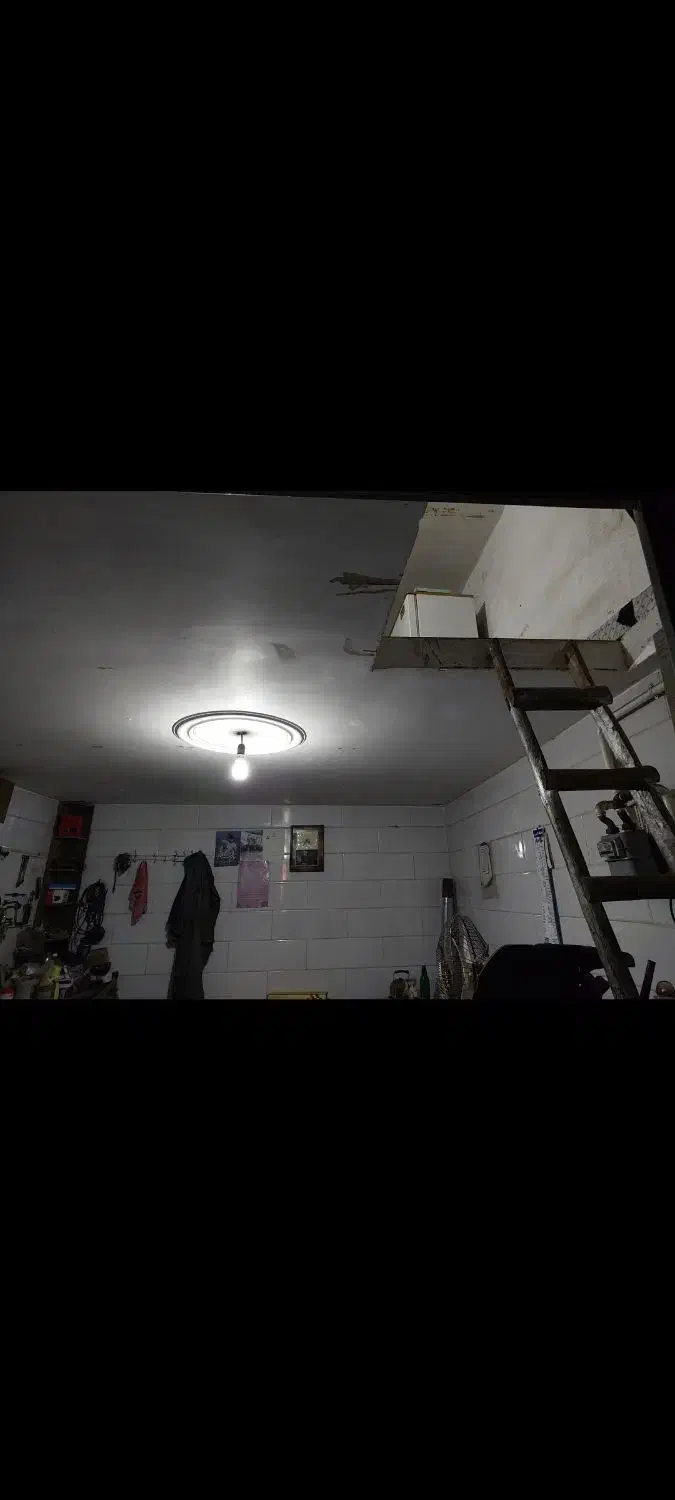 اجاره مغازه داخل گاراژ آقایی|اجارهٔ مغازه و غرفه|قزوین, |دیوار