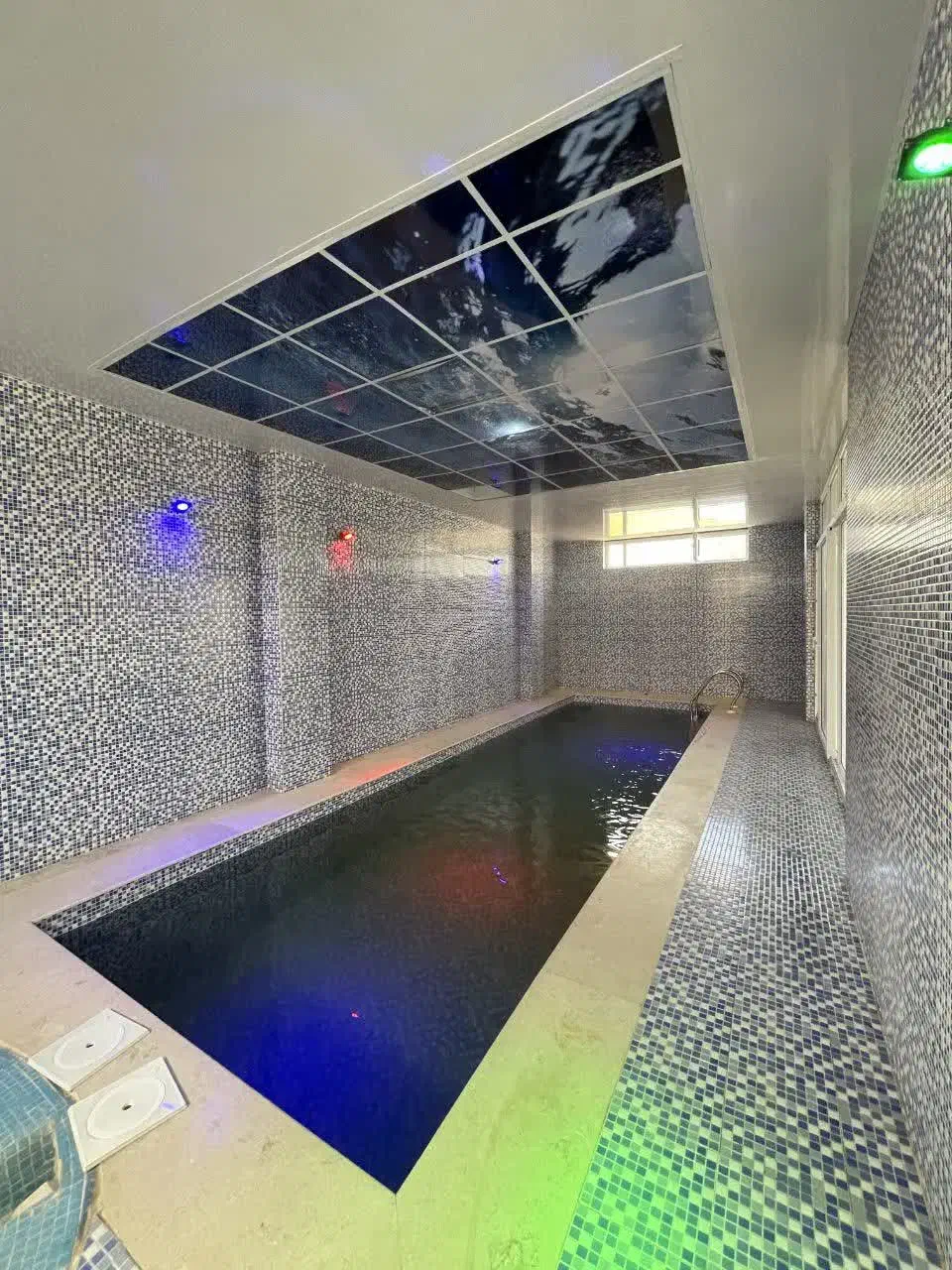 ویلا دوبلکس استخردار|اجارهٔ کوتاه‌مدت ویلا و باغ|ساری, |دیوار