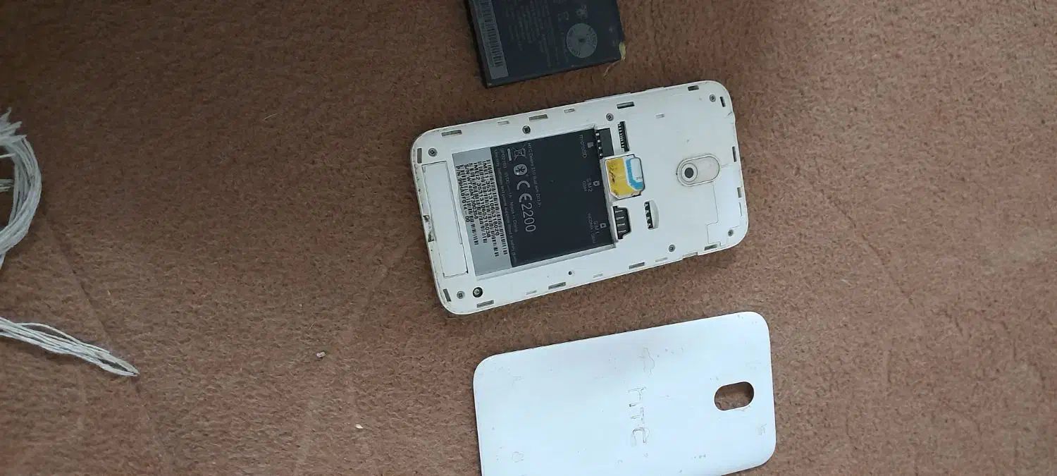 گوشی اچ تی سی|موبایل|اراک, |دیوار