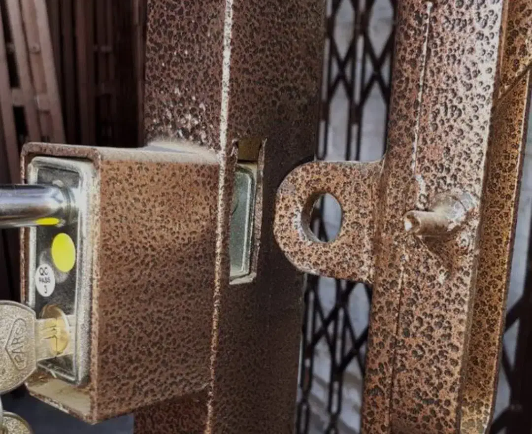 درب آکادئونی حفاظ کشویی آکاردیونی ضدسرقت|خدمات پیشه و مهارت|مشهد, ایثارگران|دیوار