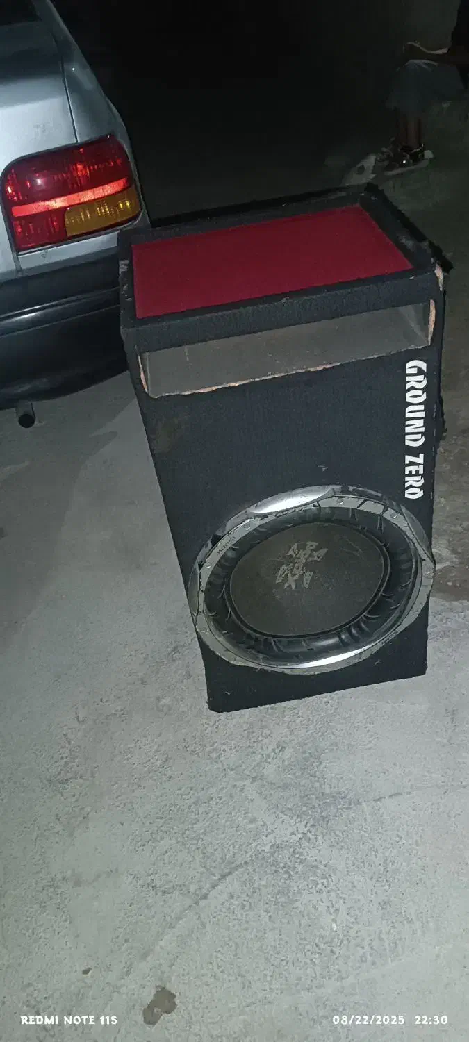 ساب سونی|صوتی و تصویری|آشخانه, |دیوار