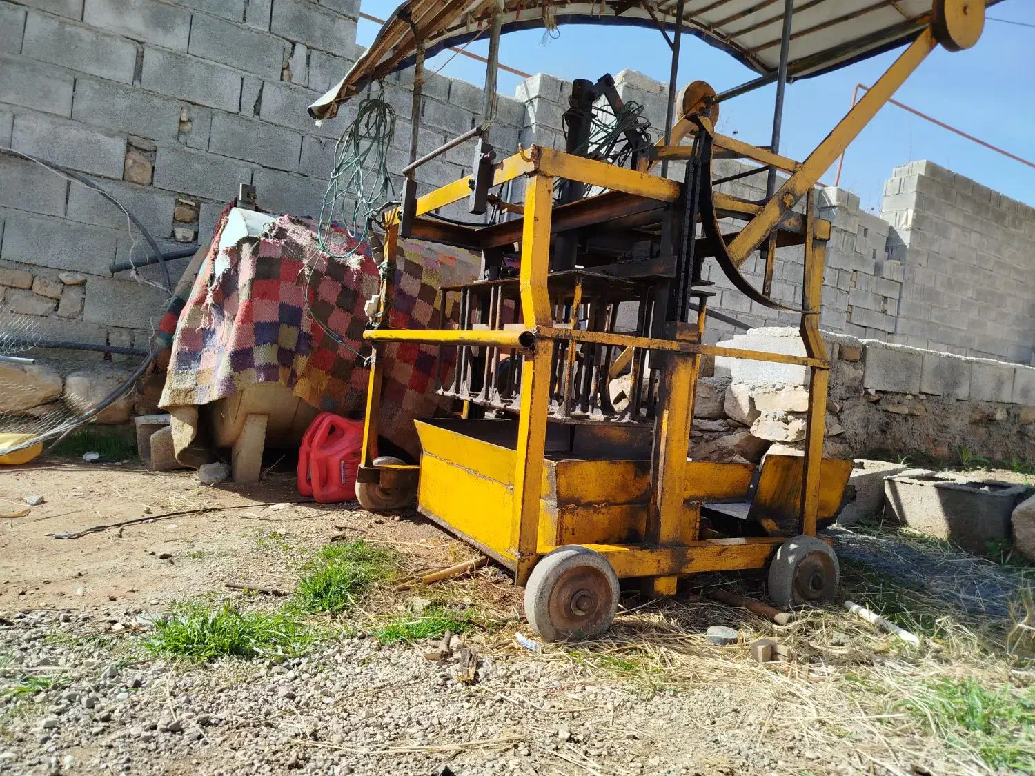 بلوک زن|ابزارآلات|معمولان, |دیوار