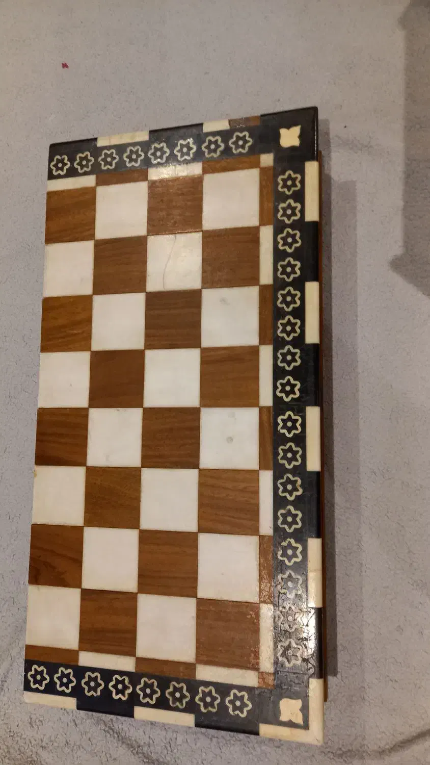 عتیقه|کلکسیون اشیاء عتیقه|اصفهان, بهارستان|دیوار