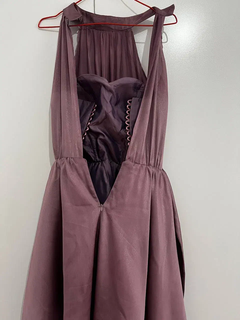 لباس مجلسی|لباس|رشت, تازه آباد|دیوار