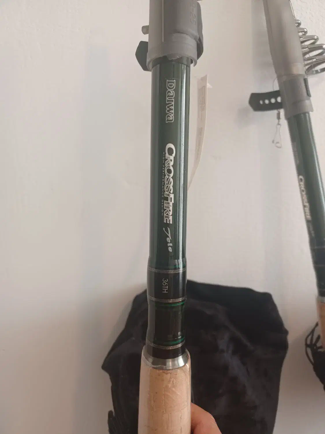 چوب و چرخ ماهیگیری|ماهیگیری|اصفهان, امامزاده اسماعیل|دیوار