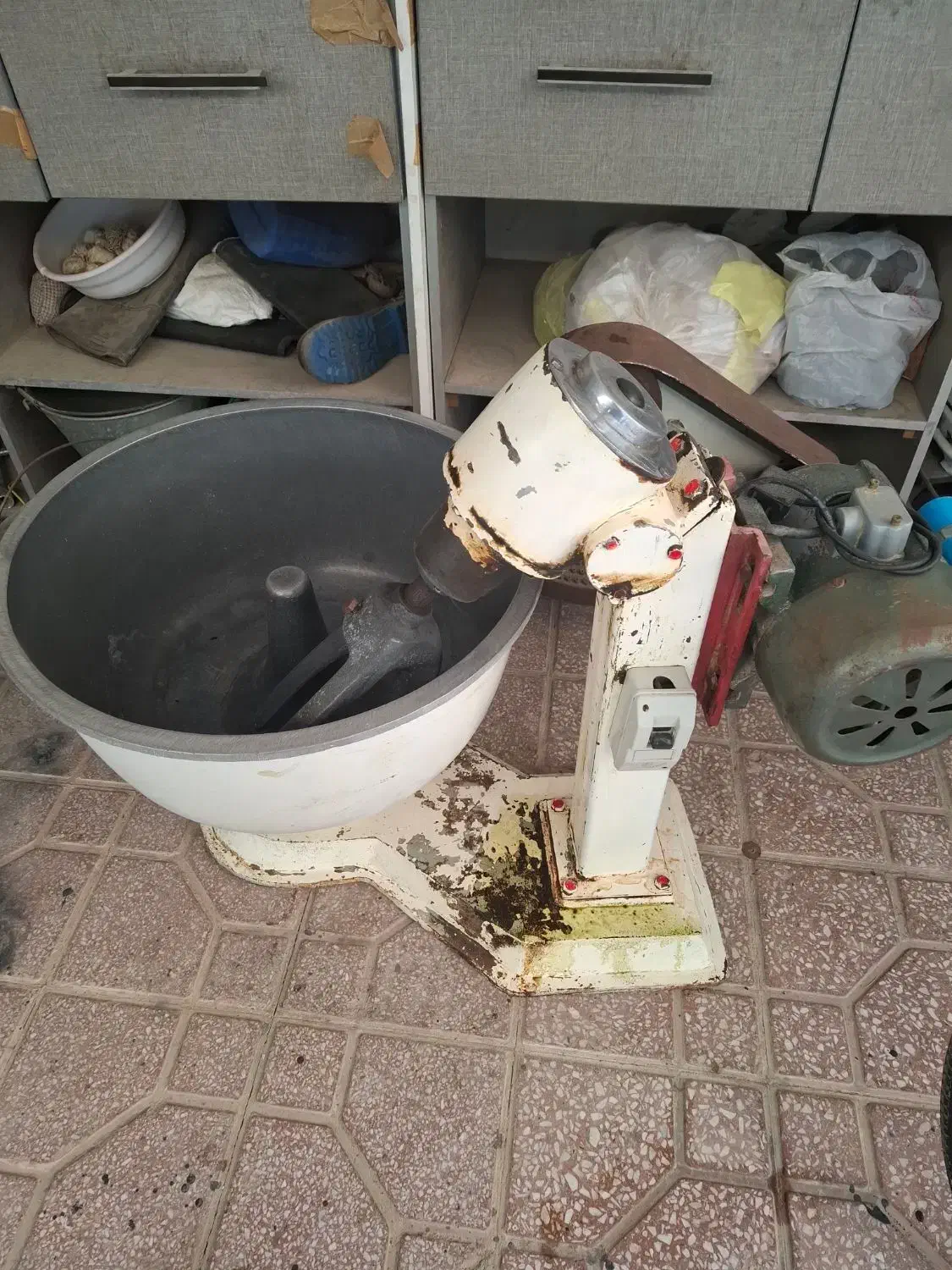 دستگاه خمیر گیر|فروشگاه و مغازه|ابریشم, |دیوار