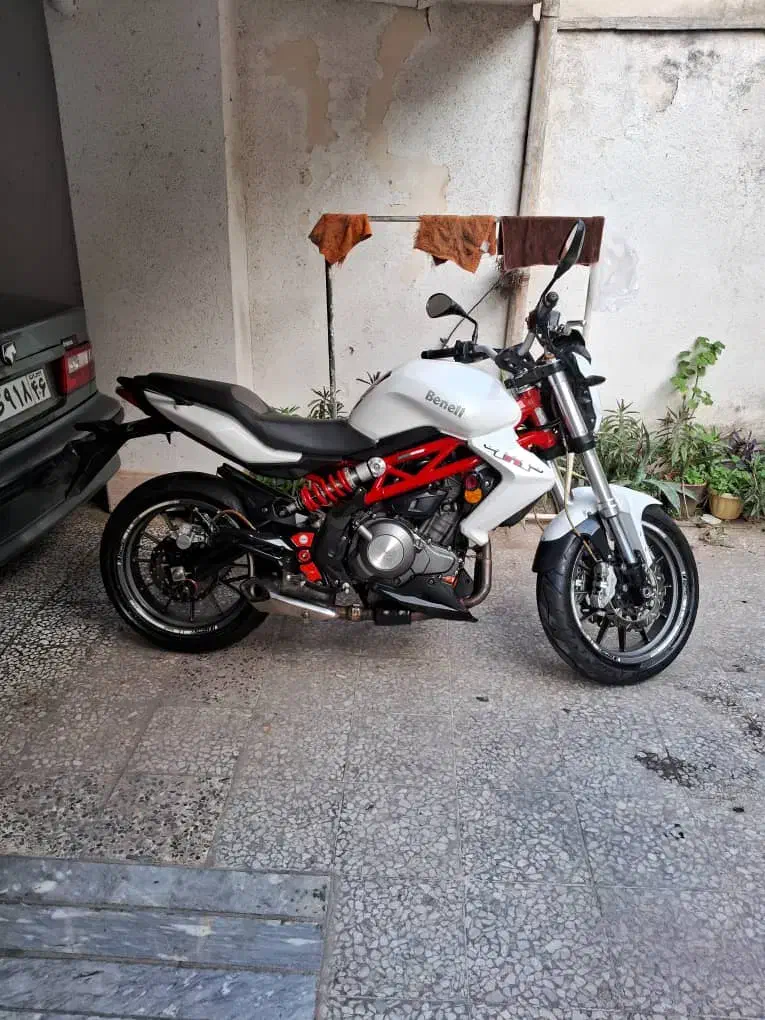 بنلی ۳۰۰در حد صفر|موتورسیکلت|رشت, خمیران زاهدان|دیوار