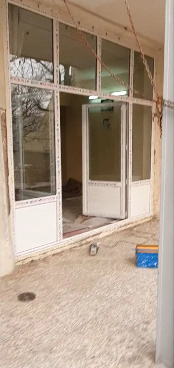 تولید درب ک پنجره های پی وی سی و شیشه سیار|خدمات پیشه و مهارت|کرج, شهرک رضوانیه|دیوار