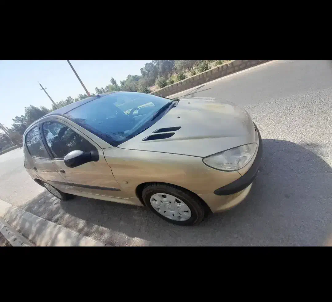 پژو۲۰۶|خودرو سواری و وانت|ساوه, |دیوار