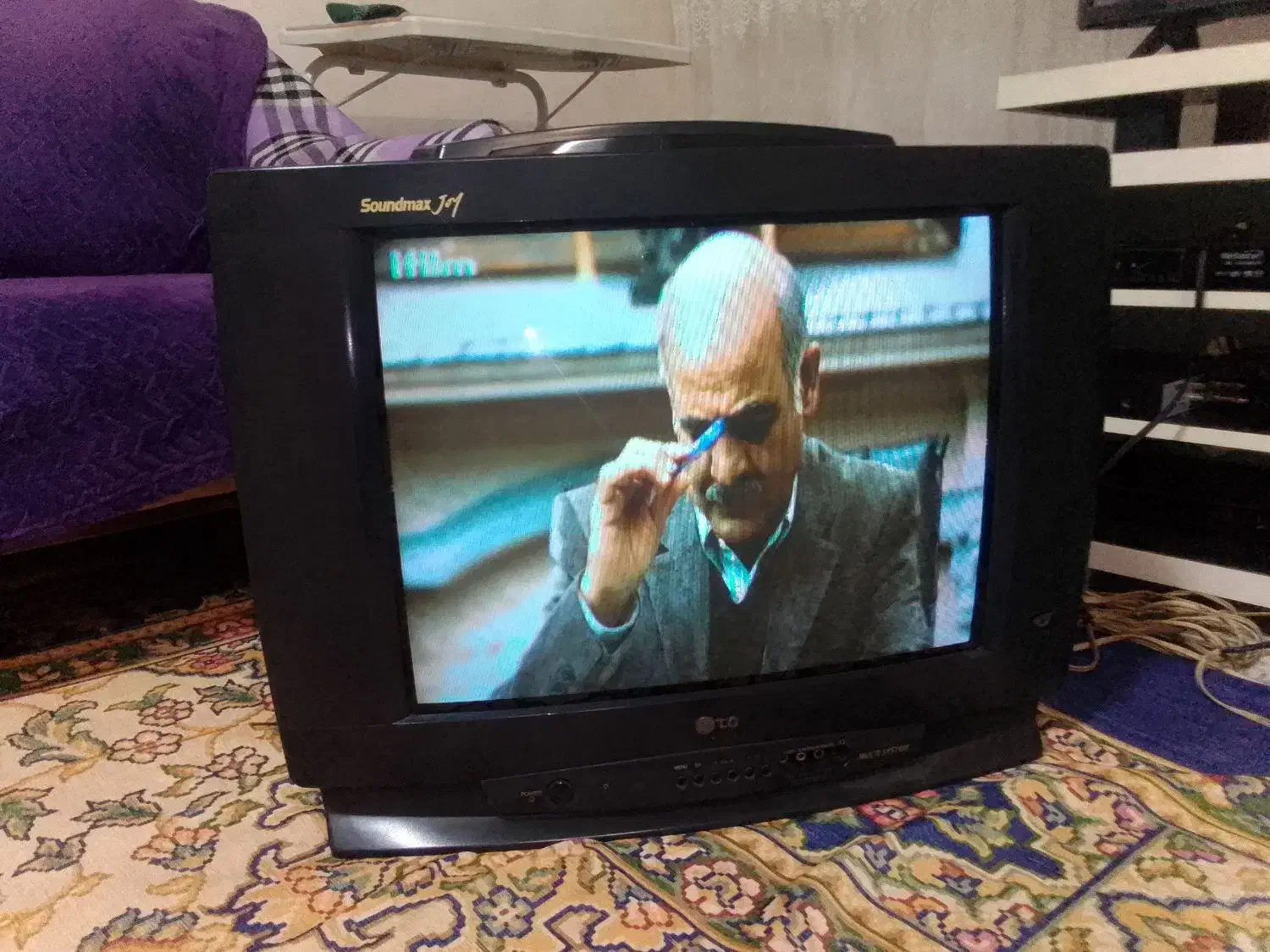 تلوزیون ال جی در حد نو نو با کارتن|تلویزیون و پروژکتور|اسلامشهر, مطهری|دیوار