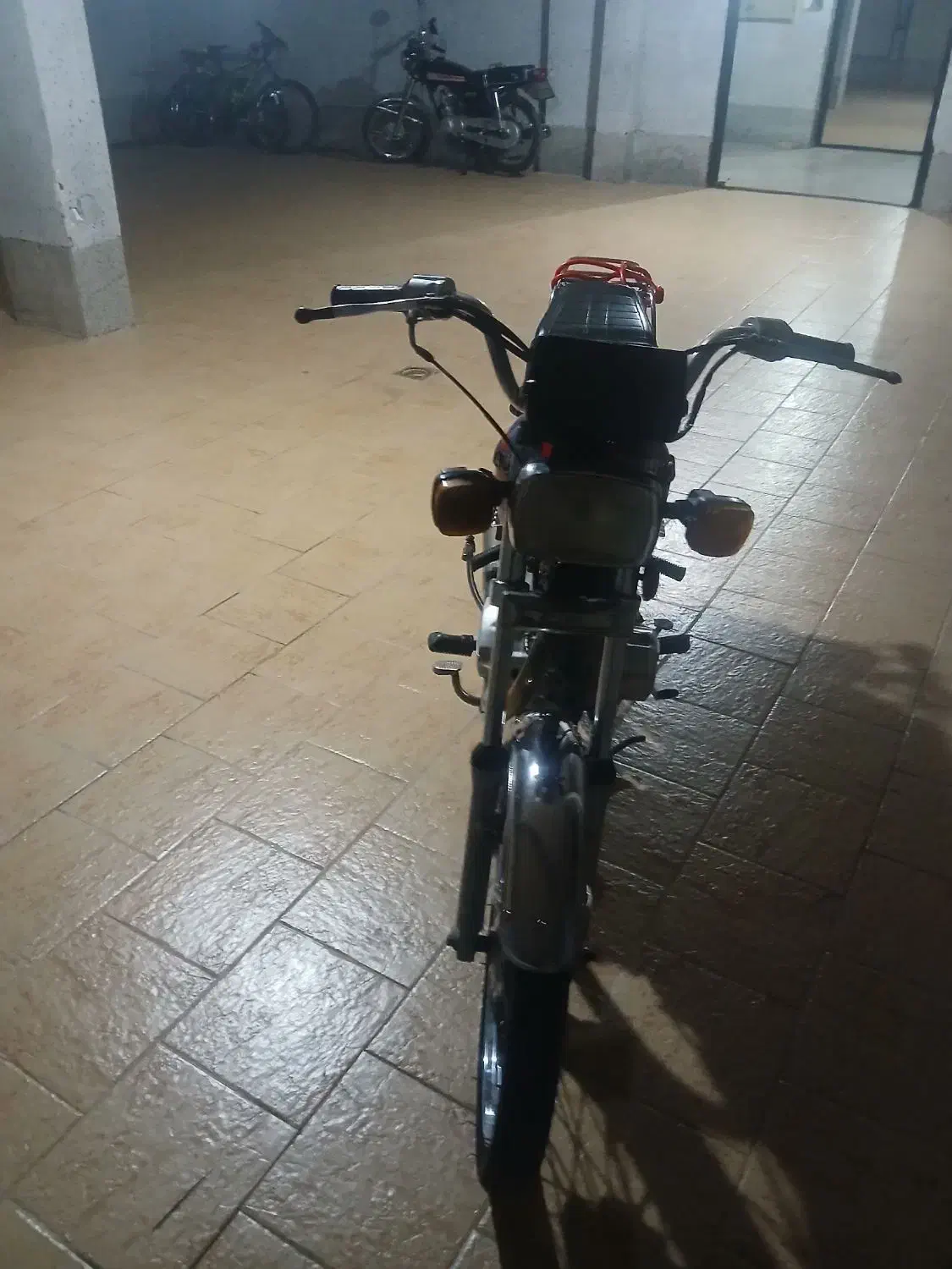 موتور سالم سالم بدون روغن سوزی مدل۸۹|موتورسیکلت|کاشان, شهرک خاتم الانبیا (مسکن ملی کاشان)|دیوار