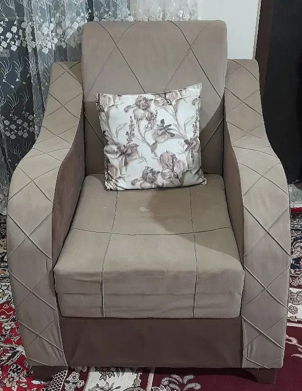 مبل هفت نفره|مبلمان خانگی و میز عسلی|تربت جام, شهرک معلم|دیوار