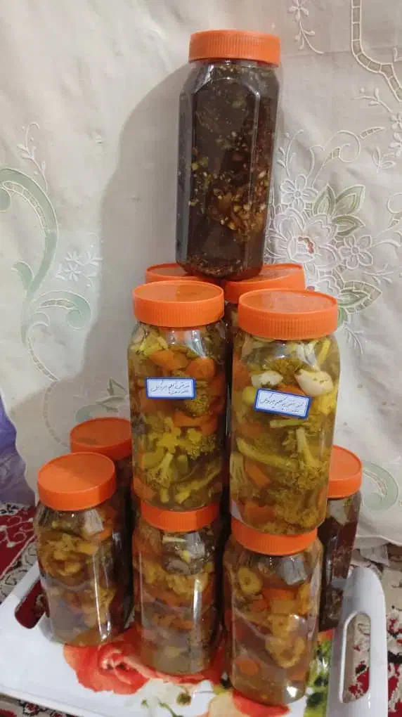 اسباب بازی    عروسک|اسباب‌‌بازی|بندر گناوه, |دیوار