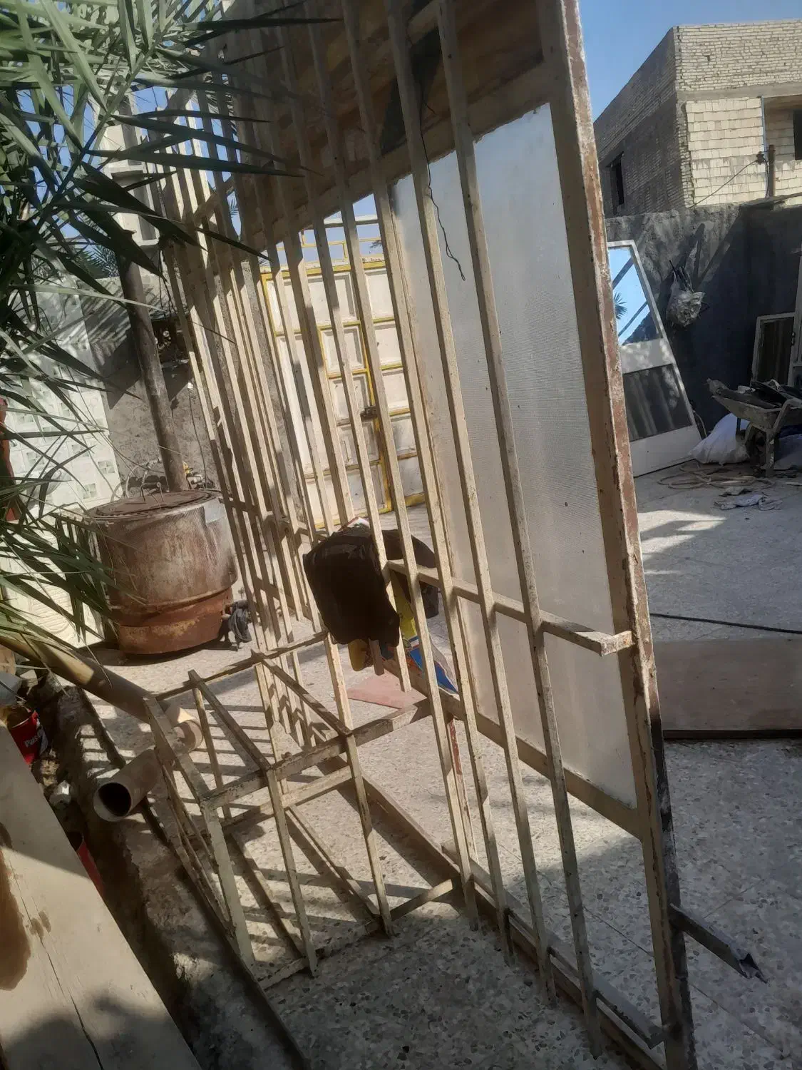 در و پنجره|مصالح و تجهیزات ساختمان|اهواز, زوویه ۲|دیوار