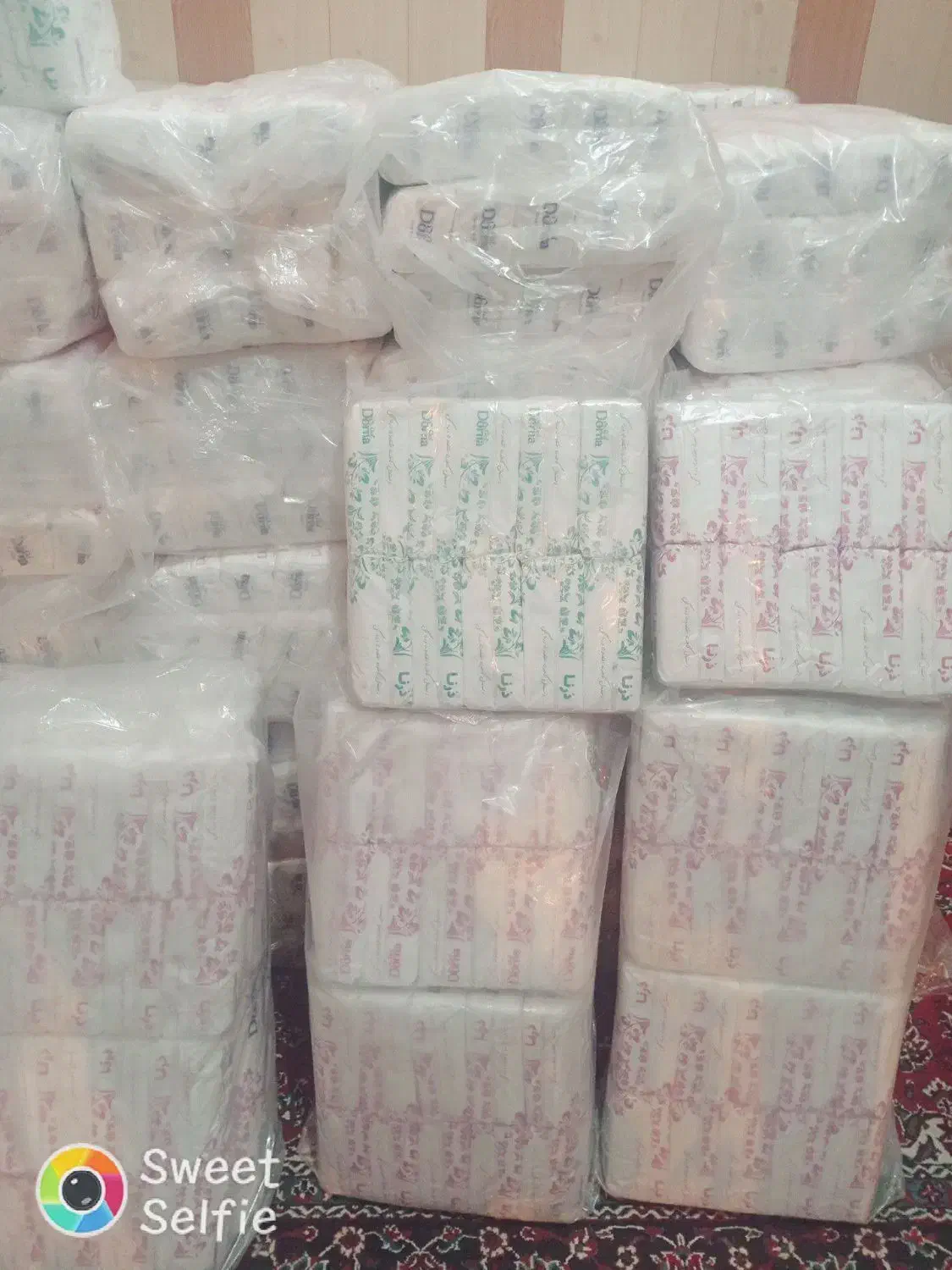 دستمال کاغذی|مواد شوینده و دستمال کاغذی|نقده, |دیوار