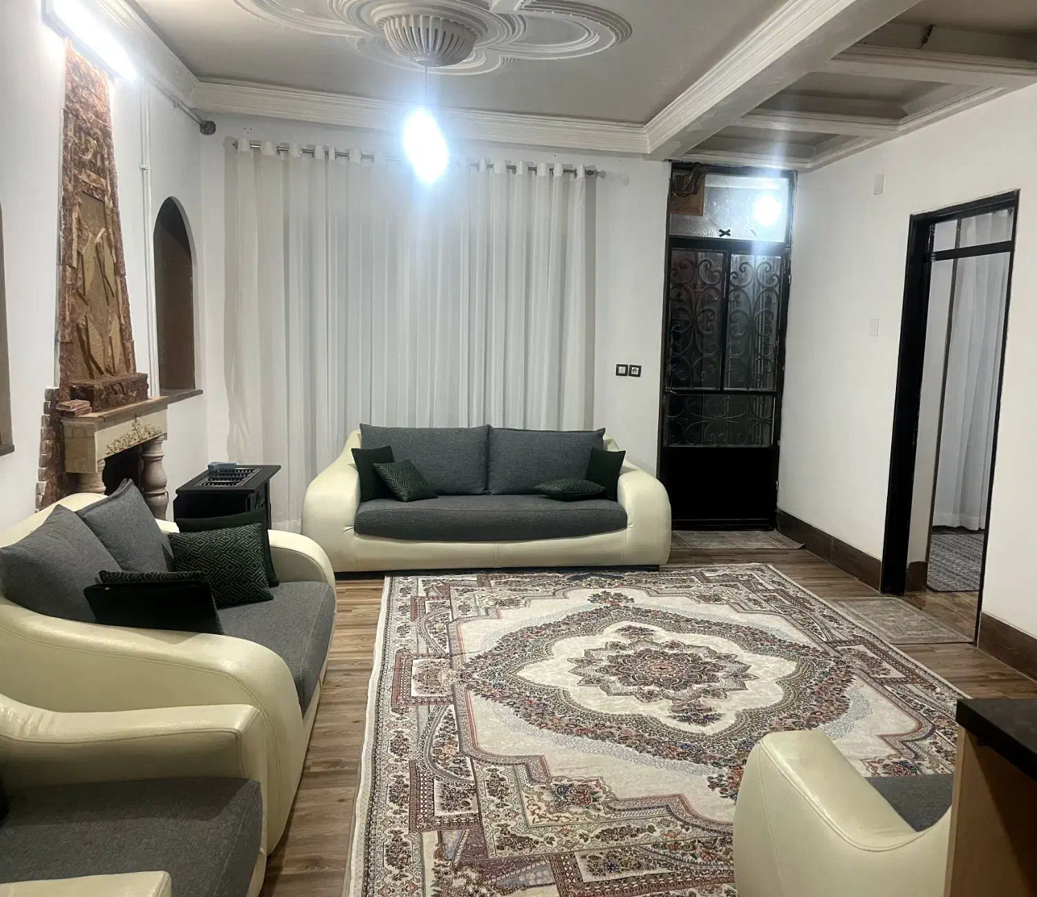 منزل مبله/یک خوابه/دوخوابه / سوئیت|اجارهٔ کوتاهمدت آپارتمان و سوئیت|شیراز, آزادی|دیوار