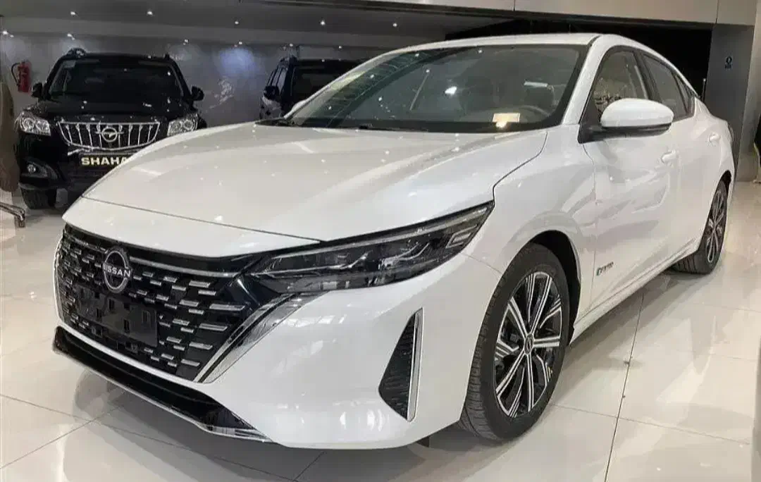 نیسان سیلفی رنگ سفید صفر مکس ادیشن مدل ۲۰۲۴|خودرو سواری و وانت|اصفهان, مهرآباد|دیوار