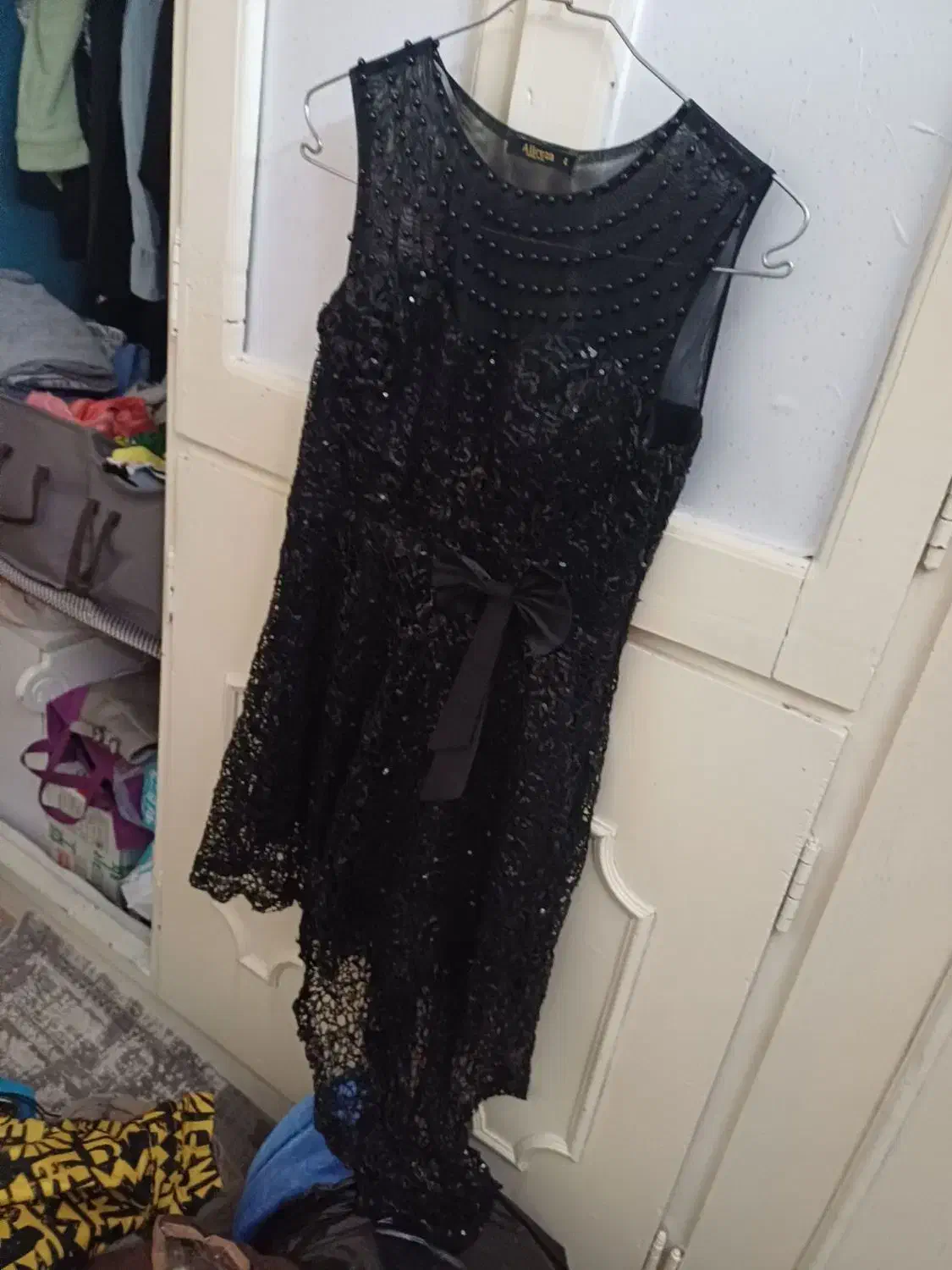 لباس و..|لباس|قرچک, ولی آباد|دیوار