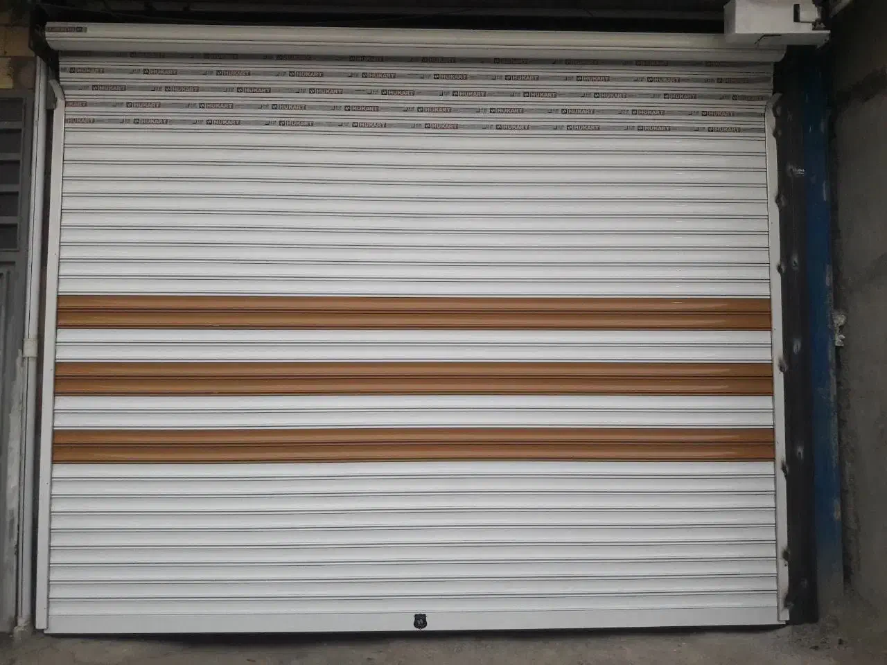 خدمات شیشه سکوریت ، کرکره برقی ، سایبان|خدمات پیشه و مهارت|چاف و چمخاله, |دیوار