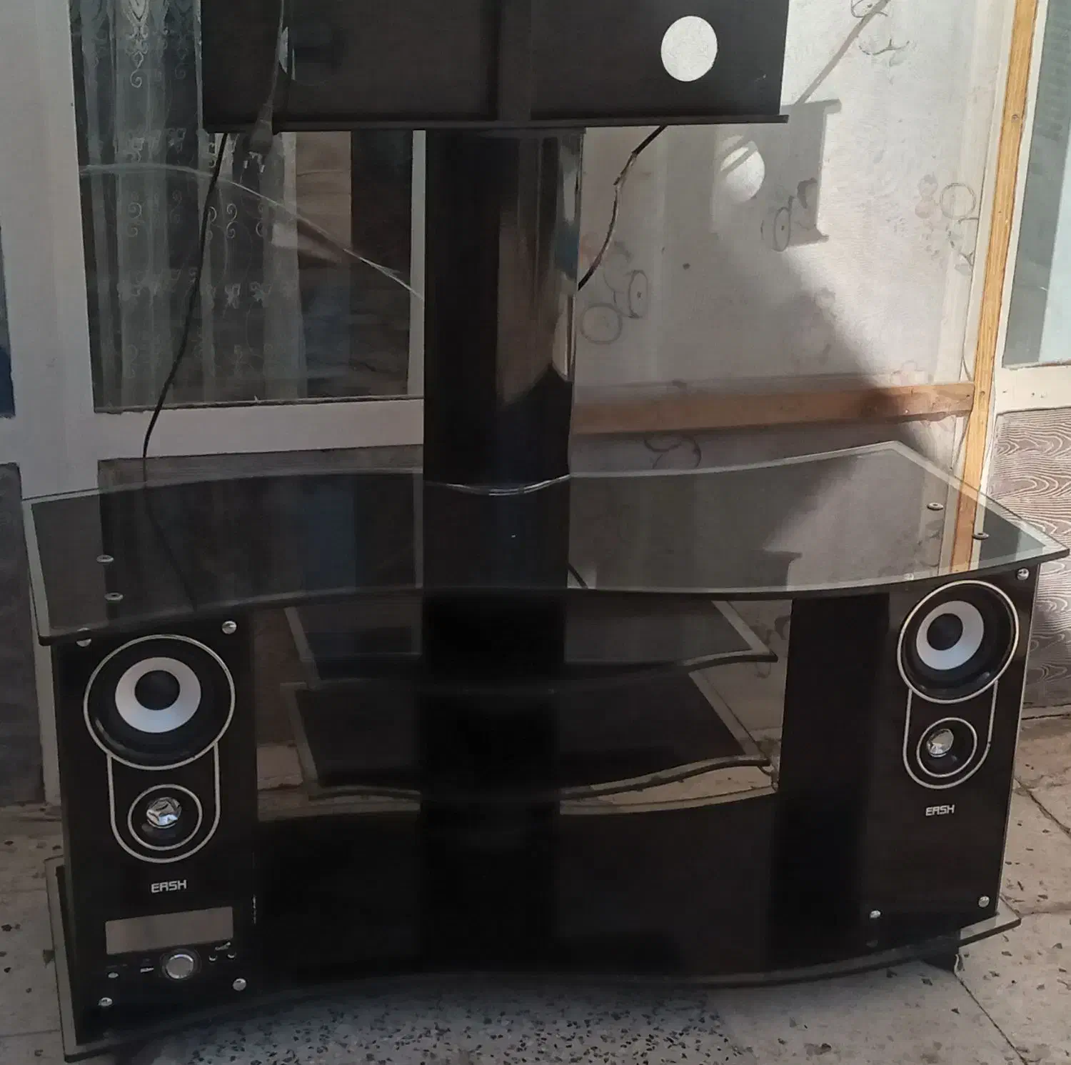 میزتلوزیون وال سی دی ۴۰اینچ اصلی|تلویزیون و پروژکتور|نجف‌آباد, فیروزآباد|دیوار