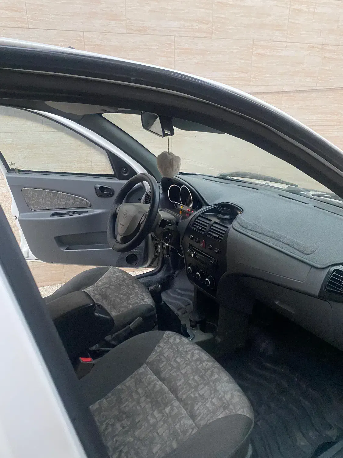 تیبا۱ بی رنگ بی ضربه کم کارکرد استثنایی|خودرو سواری و وانت|رشت, عینک|دیوار