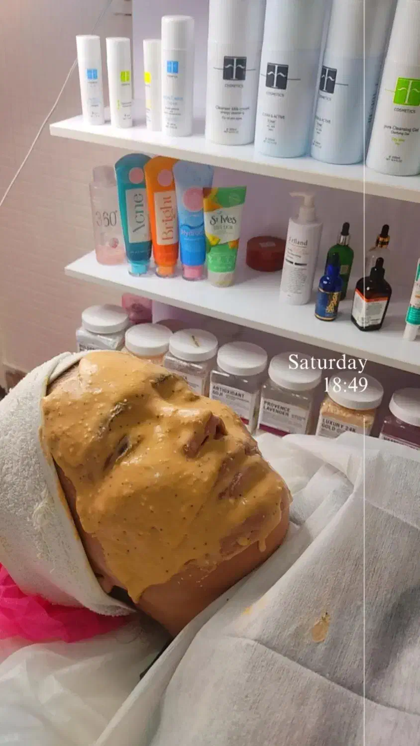 جشنواره فیشال وپاکسازی پوست خانمها واقایان|خدمات آرایشگری و زیبایی|همدان, |دیوار