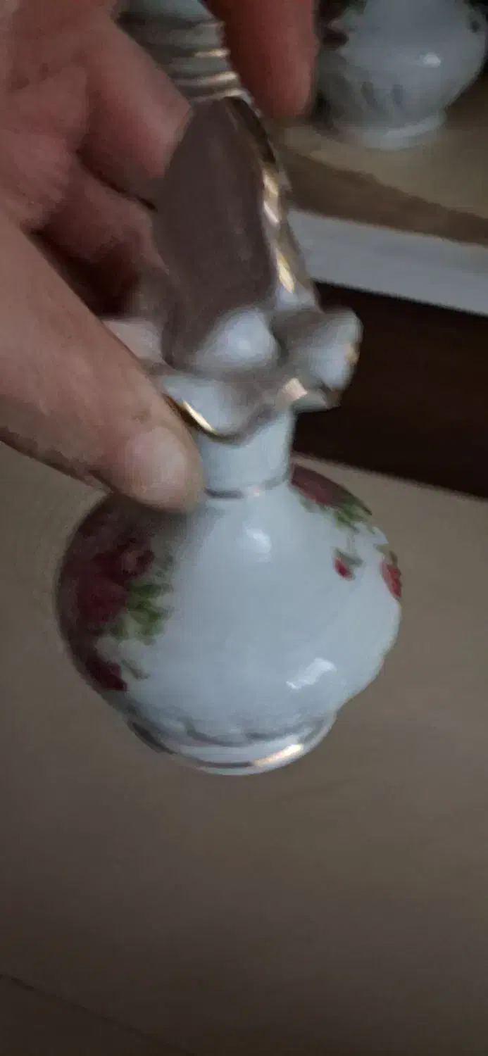 عطر دان قدیمی|کلکسیون اشیاء عتیقه|کاشان, فین کوچک|دیوار