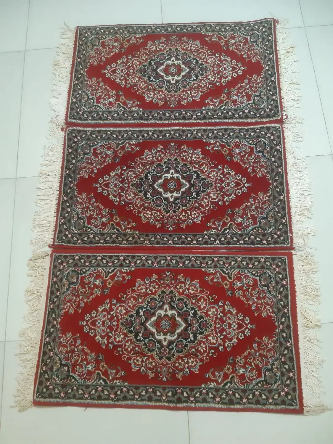 سه تخته پادری فرش ماشینی بسیارسالم|پادری|تنکابن, |دیوار