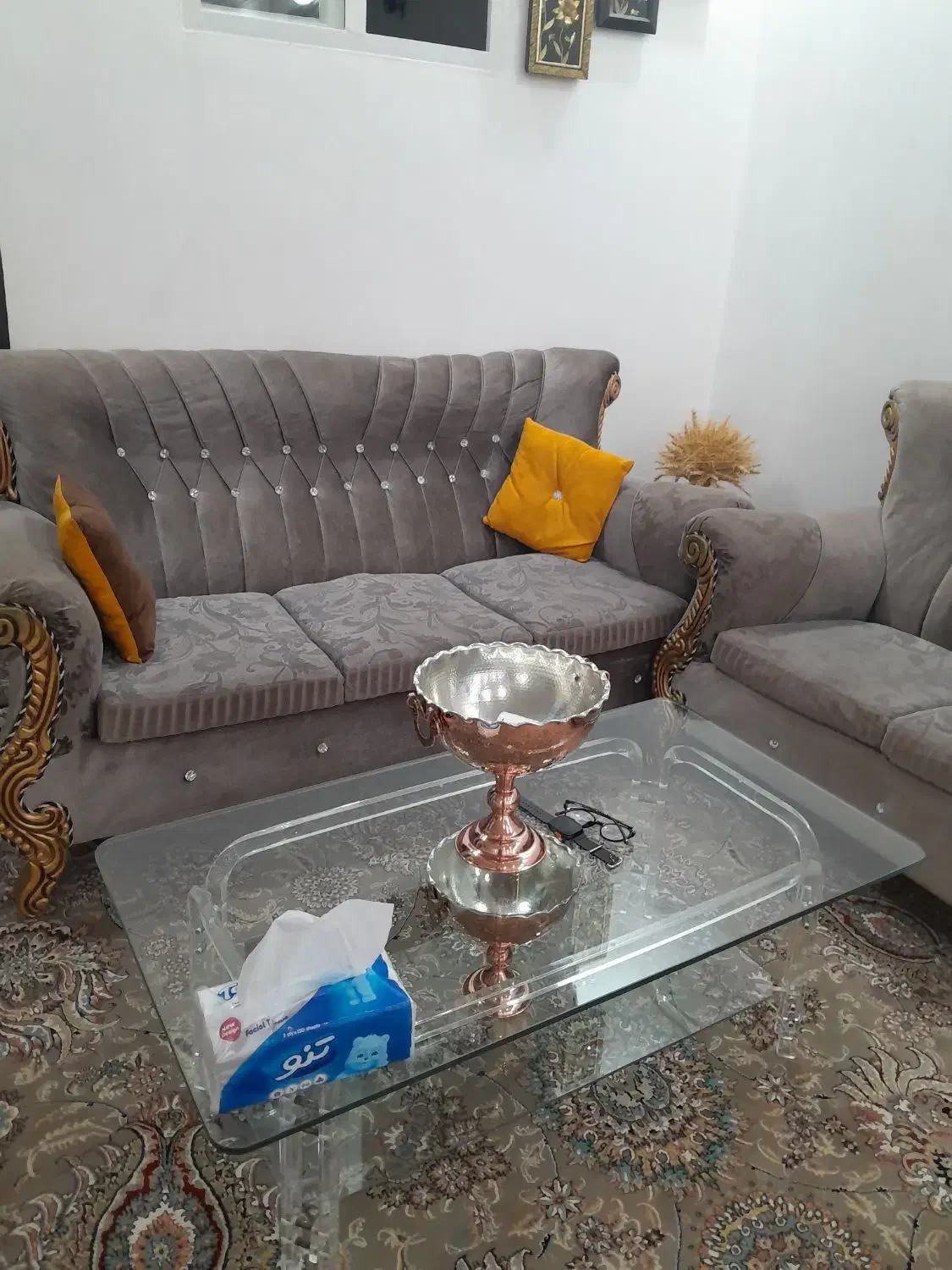 یه دست مبل هفت نفره|مبلمان خانگی و میز عسلی|کوهدشت, |دیوار