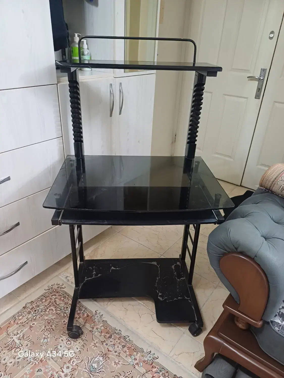 میز کامپیوتر|میز تحریر و کامپیوتر|محمدشهر, همایون ویلا|دیوار