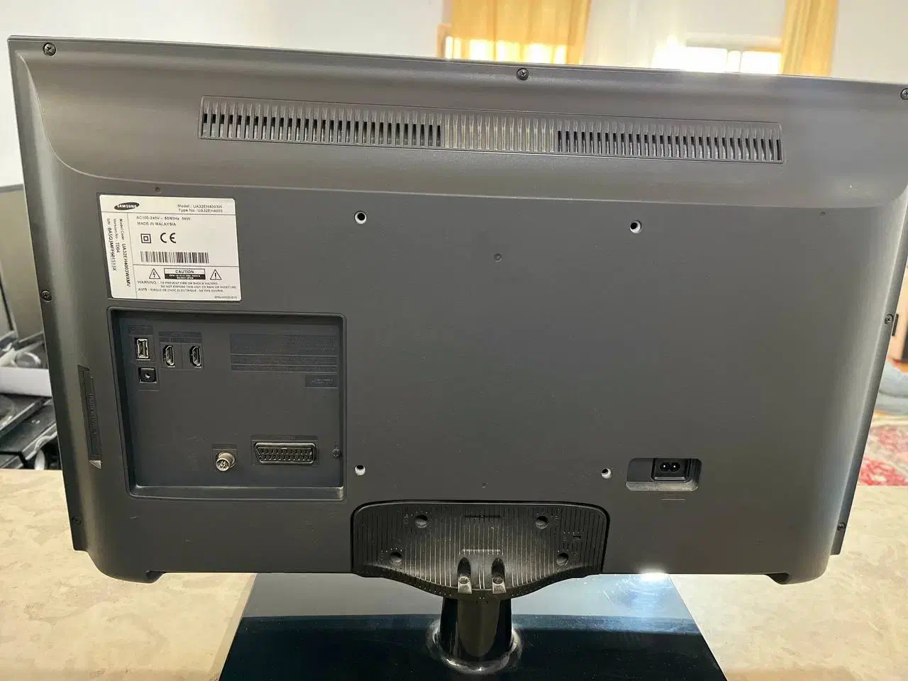 تلویزیون ۳۲ اینچ سامسونگ|تلویزیون و پروژکتور|شیراز, غدیر جنوبی|دیوار