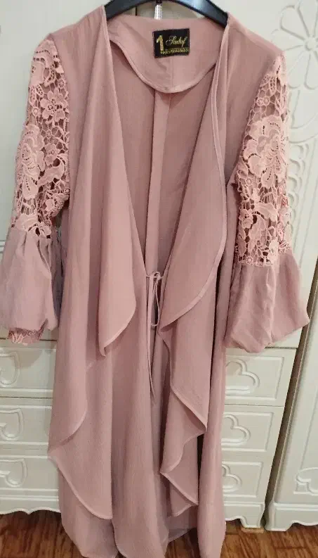 مانتو ابر و بادی|لباس|گل تپه, |دیوار