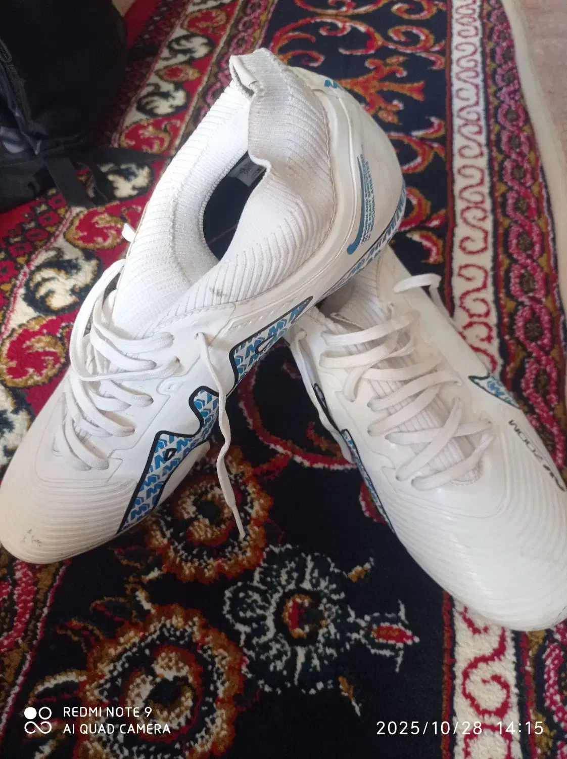 فروش کفش استوک|تجهیزات ورزشی|نقده, |دیوار