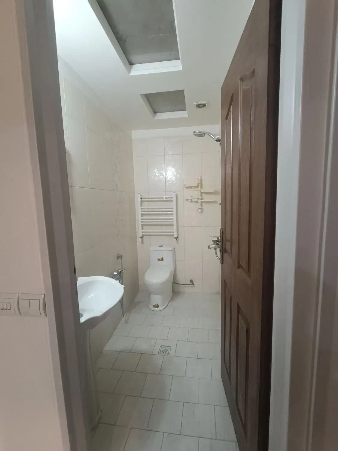 خدمات نظافتی تضمینی اعزام نیروی های اقافقط|خدمات نظافت|تهران, تهرانپارس شرقی|دیوار