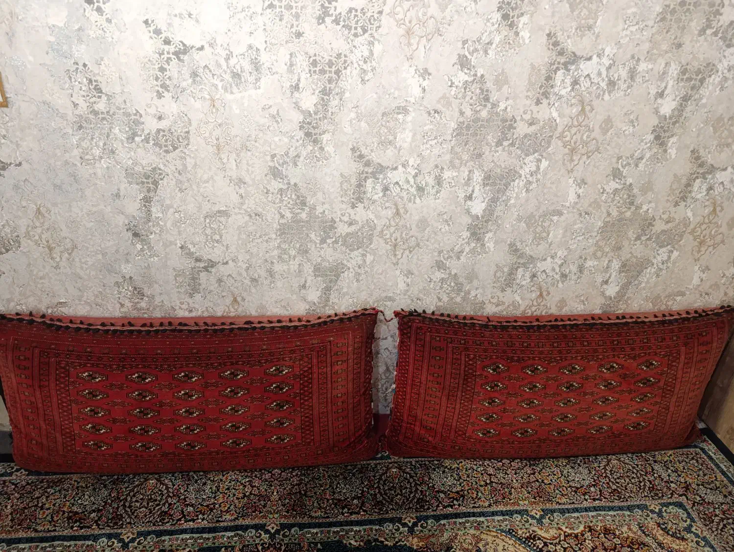 پشتی ترکمن|پشتی|مشهد, یاس|دیوار