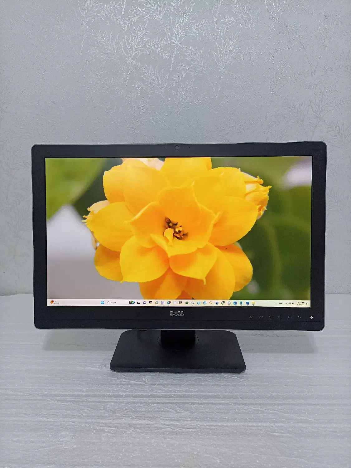 مانیتور مدیریتی Dell UZ2315H (اسپیکردار، وبکم)|قطعات و لوازم جانبی رایانه|دزفول, |دیوار
