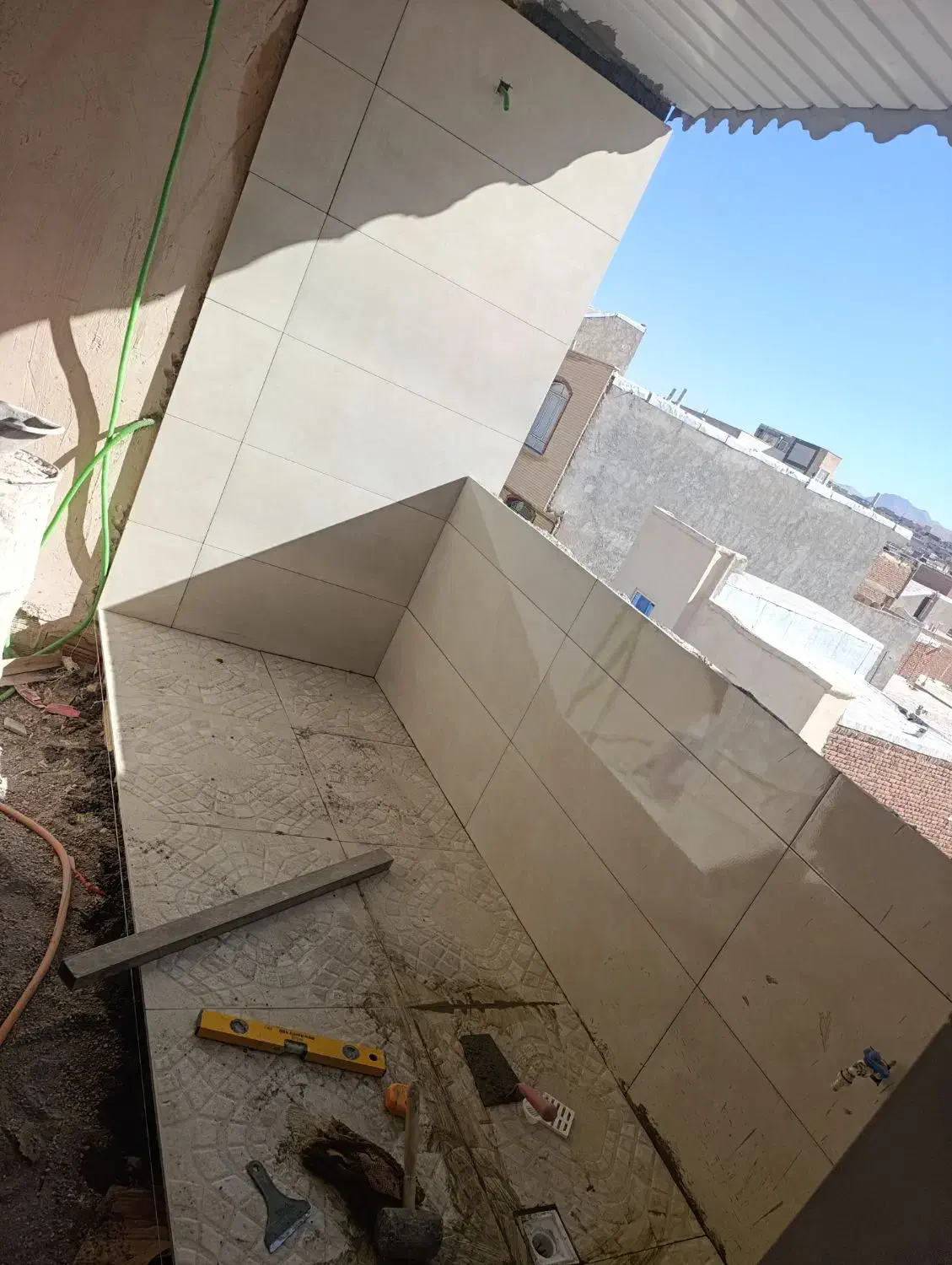 اجرای کاشی و سرامیک|خدمات پیشه و مهارت|مراغه, |دیوار